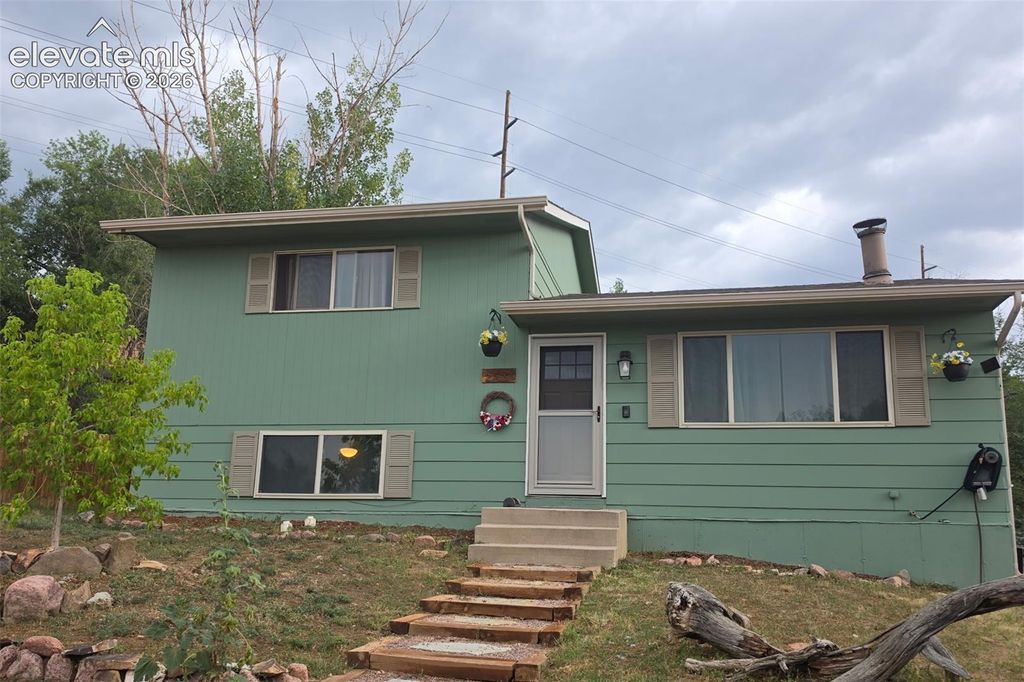 2552 Launcelot Court, Colorado Springs, CO 80904 — photo 3
