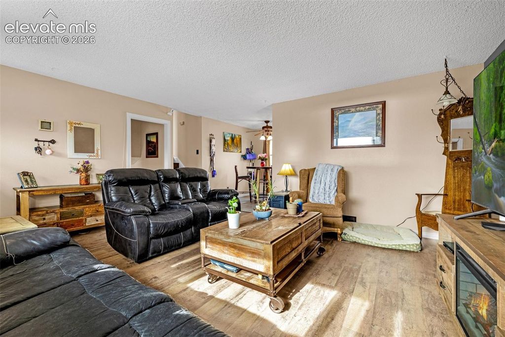 2552 Launcelot Court, Colorado Springs, CO 80904 — photo 4