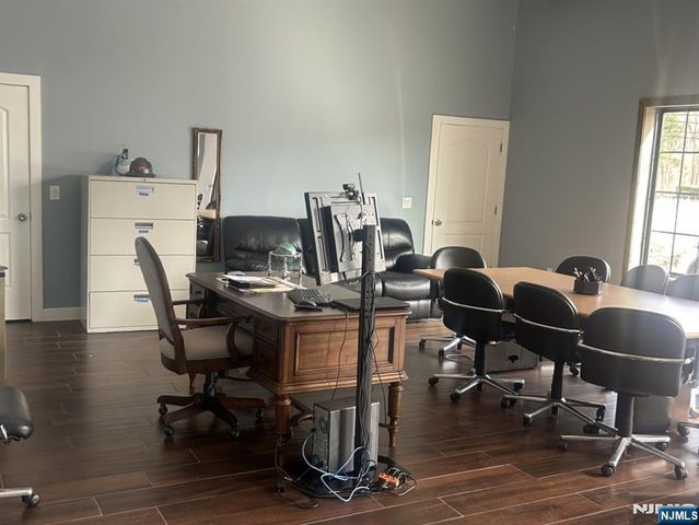 81 Passaic Avenue, Fairfield, NJ 07004