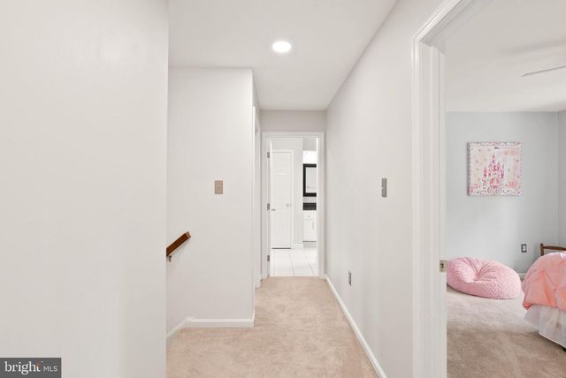 10207 DAYLILY CT, Manassas, VA 20110