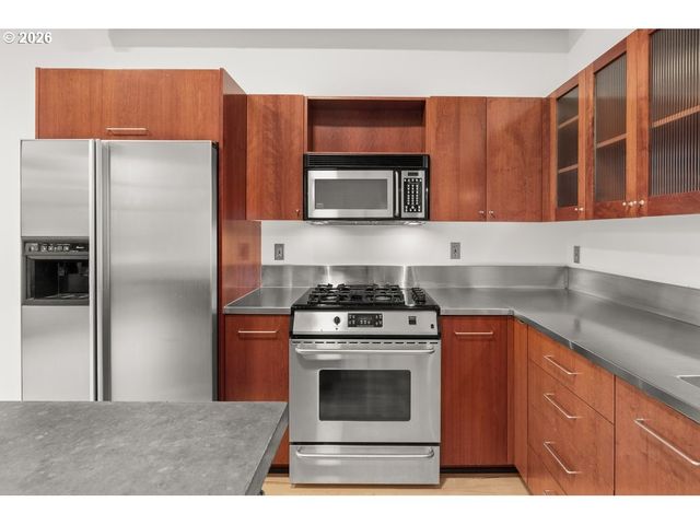 420 Nw 11TH Ave 506, Portland, OR 97209