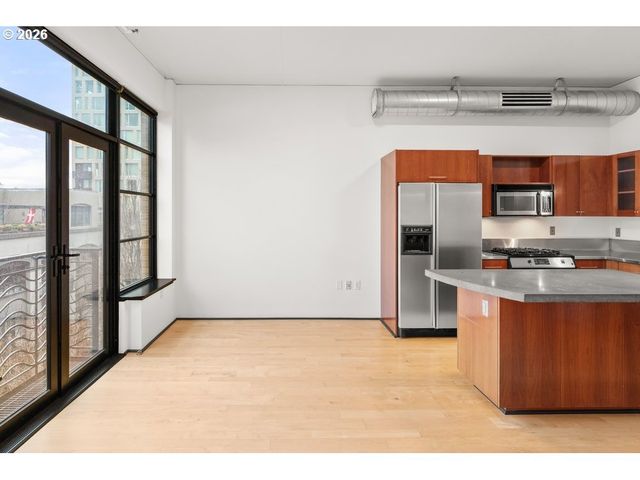 420 Nw 11TH Ave 506, Portland, OR 97209