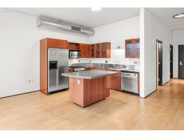 420 Nw 11TH Ave 506, Portland, OR 97209