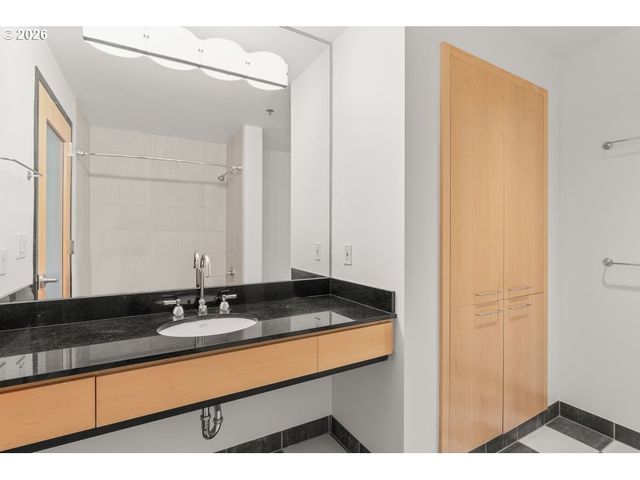 420 Nw 11TH Ave 506, Portland, OR 97209