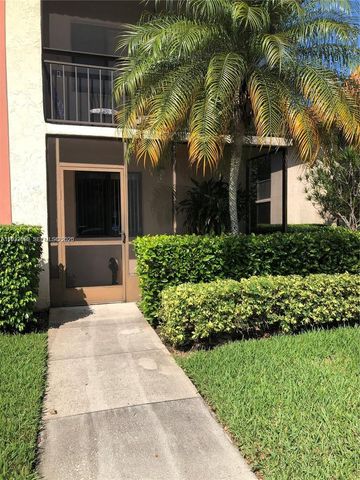 341 Lakeview Dr 104, Weston, FL 33326