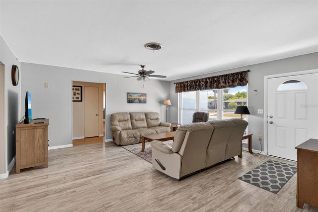 531 SHERIDAN DRIVE, Venice, FL 34293