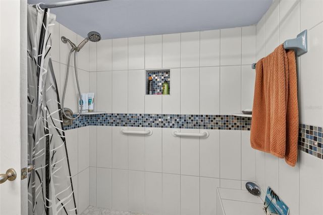 531 SHERIDAN DRIVE, Venice, FL 34293