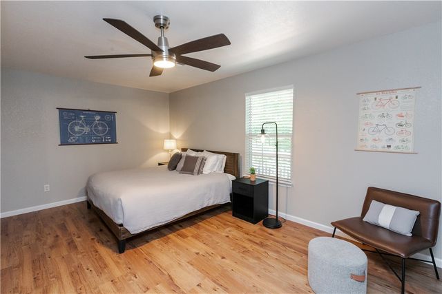 8 Winchester Lane, Bella Vista, AR 72715