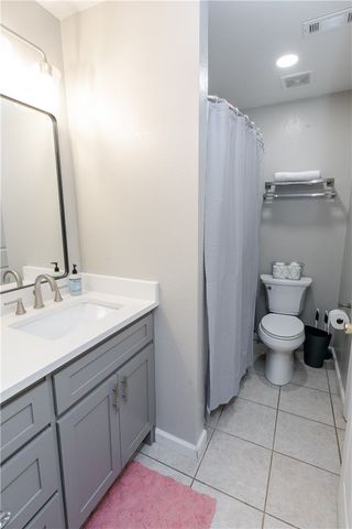 8 Winchester Lane, Bella Vista, AR 72715