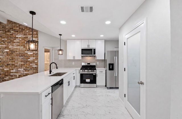 11123 Rippling Meadows Drive, Houston, TX 77064