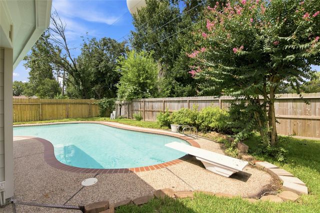 11123 Rippling Meadows Drive, Houston, TX 77064
