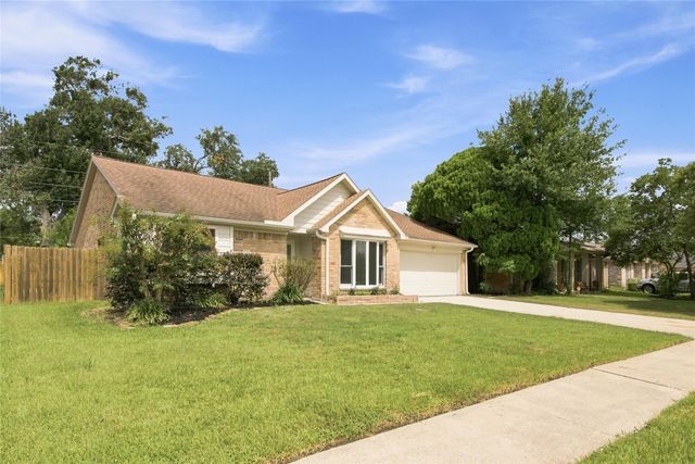 11123 Rippling Meadows Drive, Houston, TX 77064