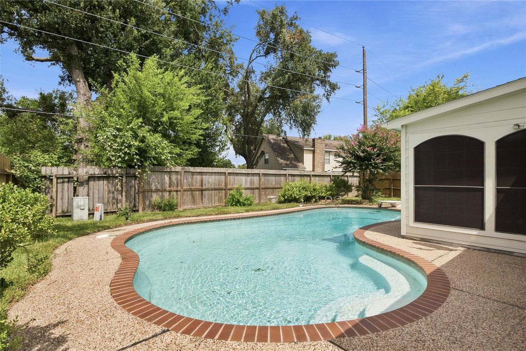 11123 Rippling Meadows Drive, Houston, TX 77064