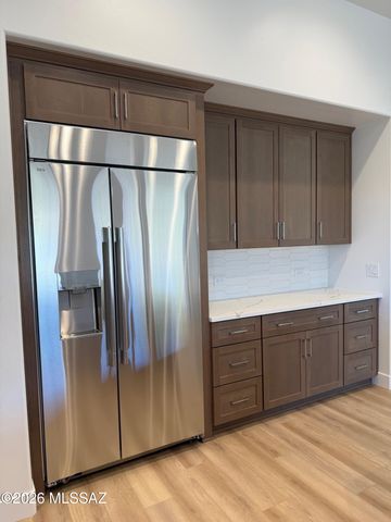 66101 E Cactus Lane, Tucson, AZ 85739