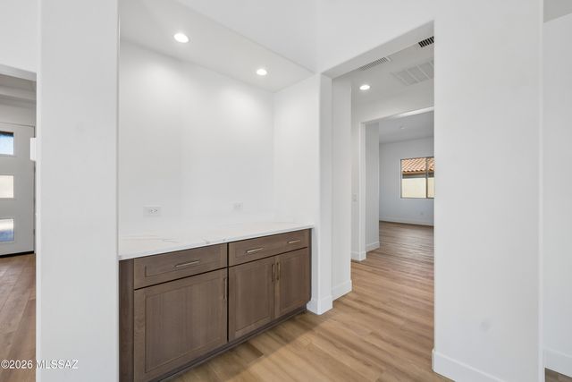 66101 E Cactus Lane, Tucson, AZ 85739