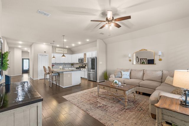 2710 Torrey Pines Drive, Brookshire, TX 77423