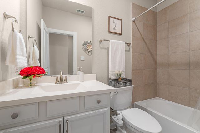 2710 Torrey Pines Drive, Brookshire, TX 77423