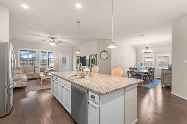 2710 Torrey Pines Drive, Brookshire, TX 77423