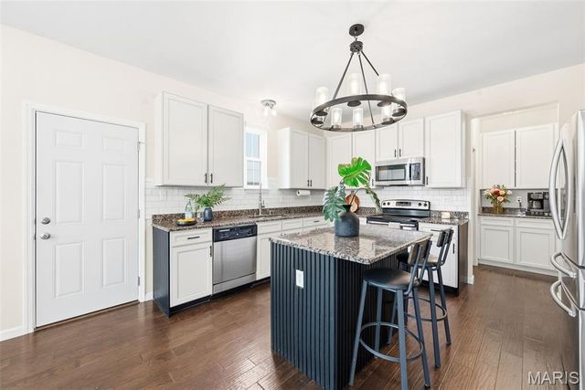 3520 Canal Street, St Charles, MO 63301