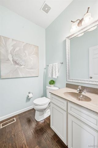3520 Canal Street, St Charles, MO 63301