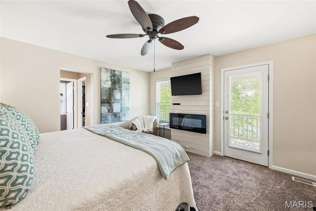 3520 Canal Street, St Charles, MO 63301