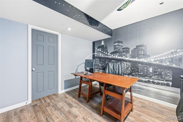 3520 Canal Street, St Charles, MO 63301