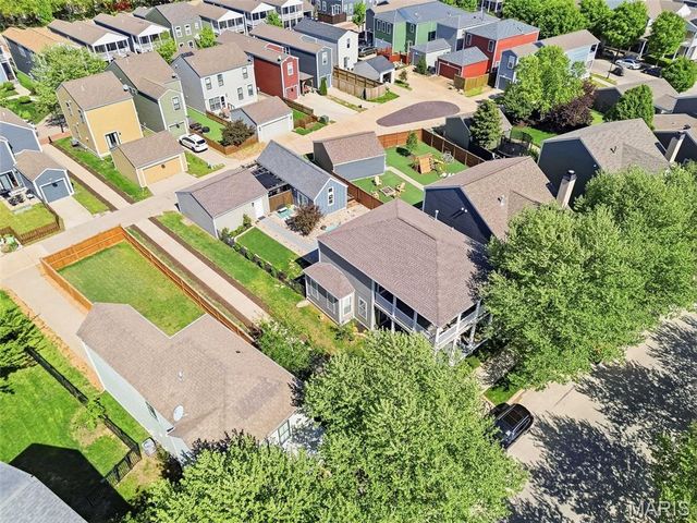3520 Canal Street, St Charles, MO 63301