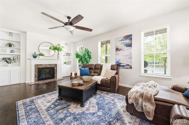 3520 Canal Street, St Charles, MO 63301
