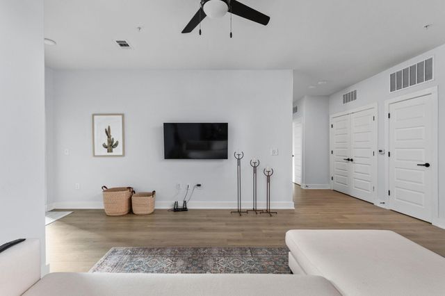 3101 Govalle Ave 106, Austin, TX 78702