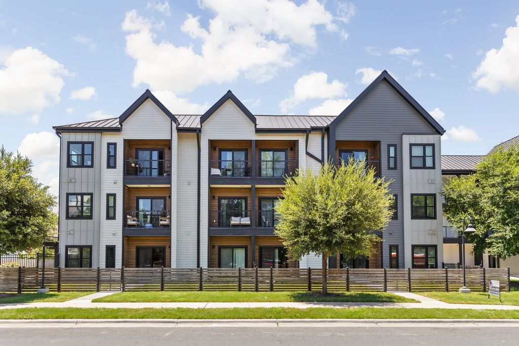 3101 Govalle Ave 106, Austin, TX 78702