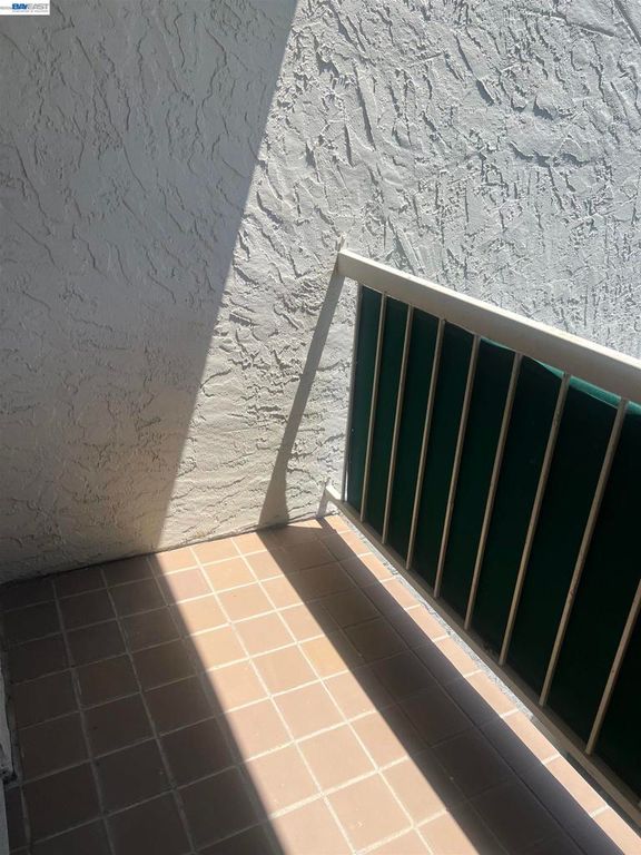 Image 20 of property listing at 999 Porter Ave 4, Stockton, CA 95207