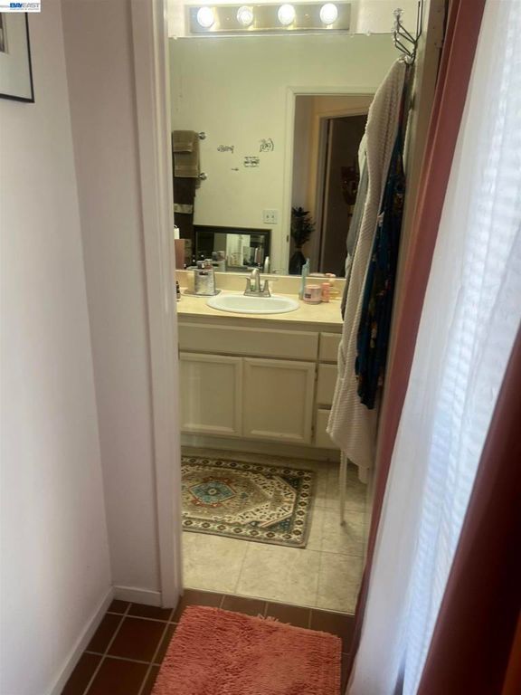 Image 23 of property listing at 999 Porter Ave 4, Stockton, CA 95207