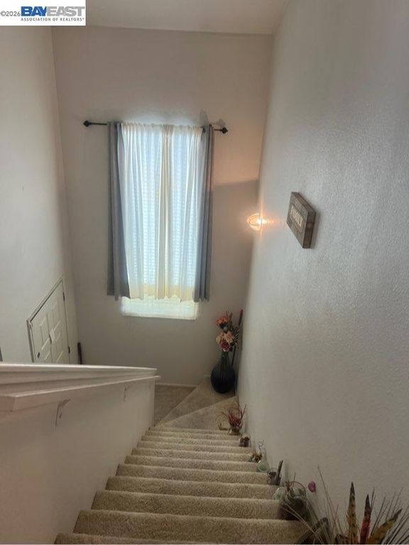 Image 8 of property listing at 999 Porter Ave 4, Stockton, CA 95207