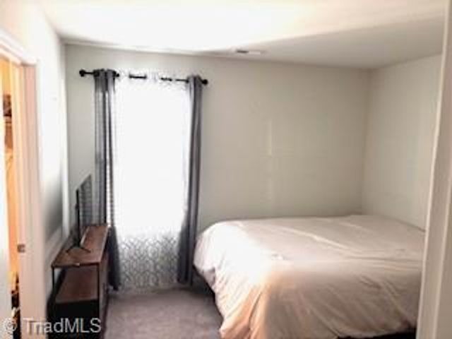 4231 Honeysuckle Vine Run, Winston-salem, NC 27106