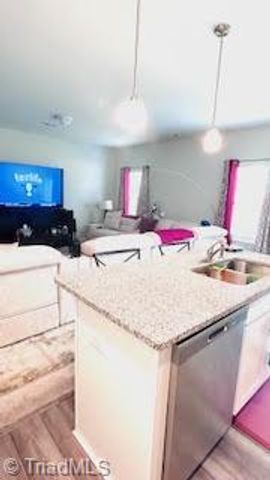 4231 Honeysuckle Vine Run, Winston-salem, NC 27106