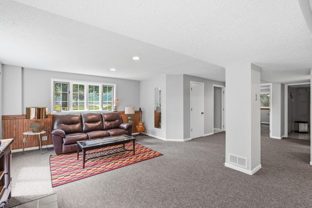 16520 Minnetonka Boulevard, Minnetonka, MN 55345