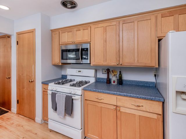 1072 Delaware Avenue, West Saint Paul, MN 55118