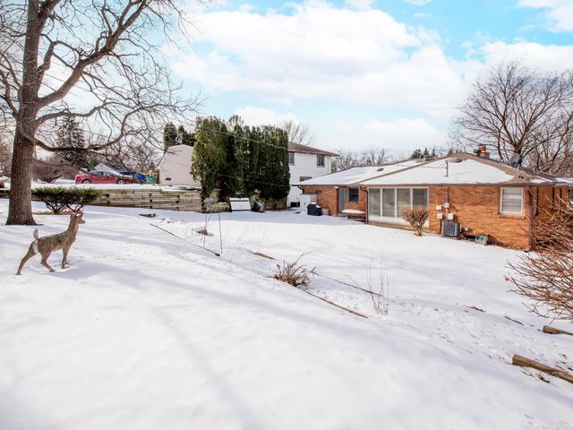 1072 Delaware Avenue, West Saint Paul, MN 55118
