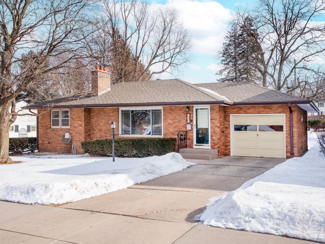 1072 Delaware Avenue, West Saint Paul, MN 55118