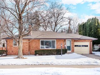1072 Delaware Avenue, West Saint Paul, MN 55118