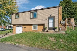 2507 Spinneweber Street, Overbrook, PA 15227