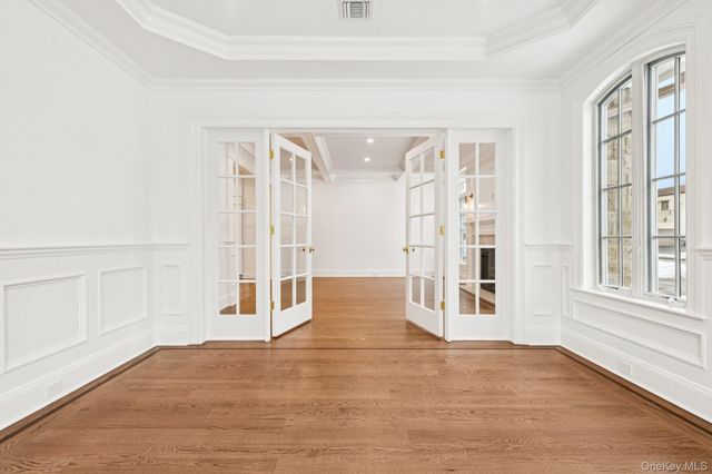 133 Newmarket Road, Garden City, NY 11530