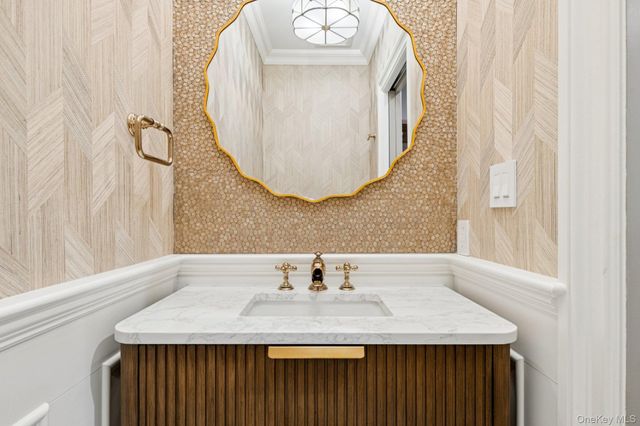 133 Newmarket Road, Garden City, NY 11530