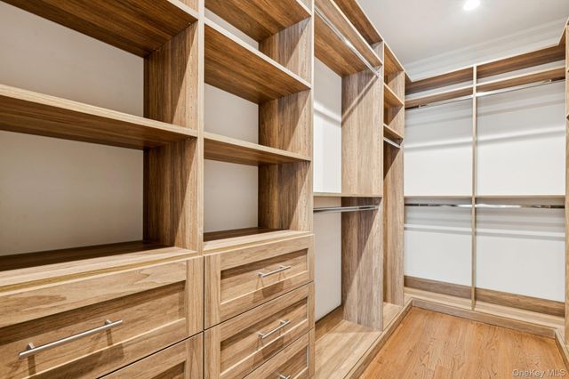 133 Newmarket Road, Garden City, NY 11530