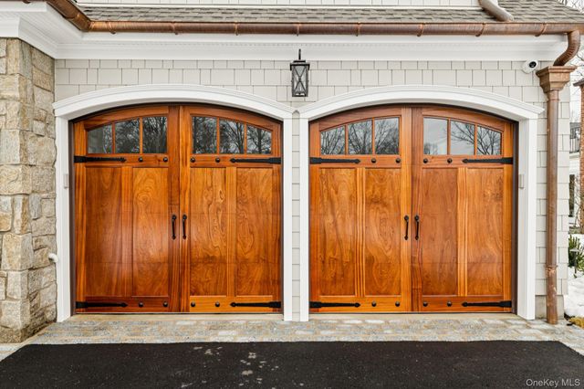 133 Newmarket Road, Garden City, NY 11530