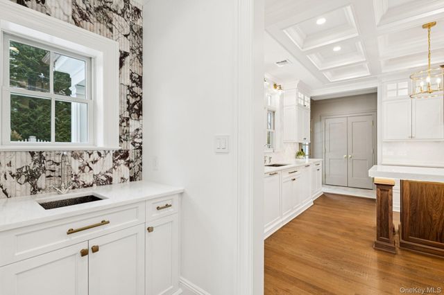 133 Newmarket Road, Garden City, NY 11530