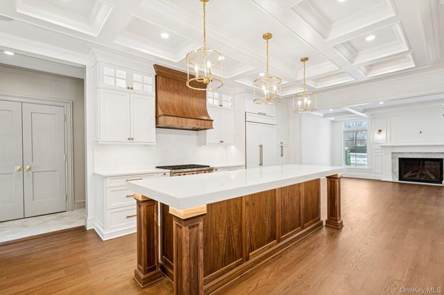 133 Newmarket Road, Garden City, NY 11530