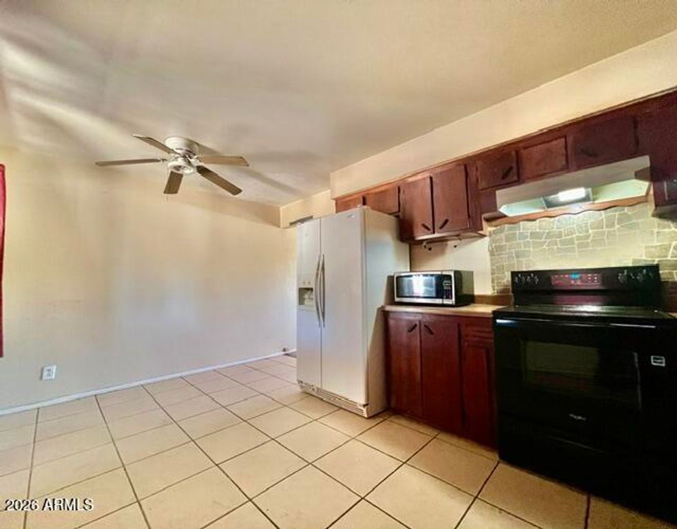 414 S WILLOW Street, Florence, AZ 85132 — photo 3