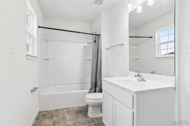 3182 White Pine Drive, Imperial, MO 63052