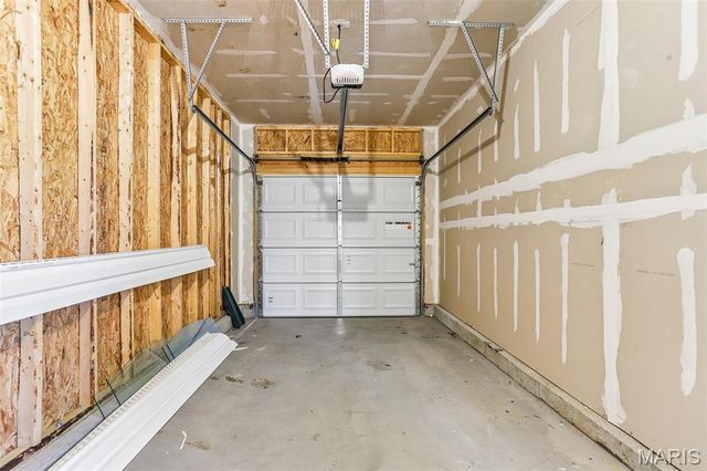 3182 White Pine Drive, Imperial, MO 63052